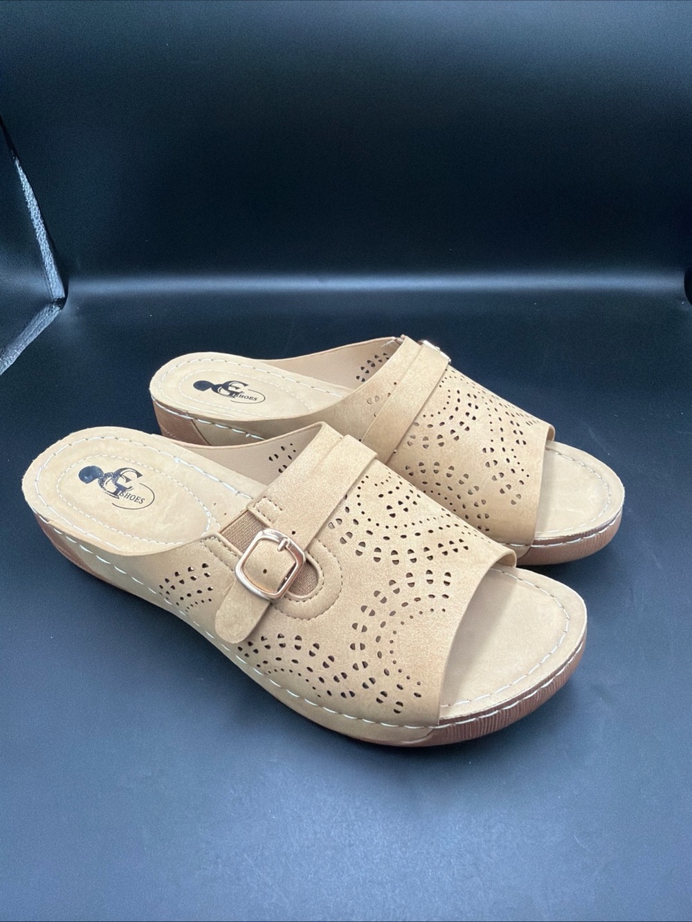 Women's Moira Perforated Comfort Round Toe Tan Sandals Size 11w